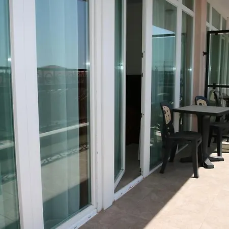 Апартаменты Sunset Private